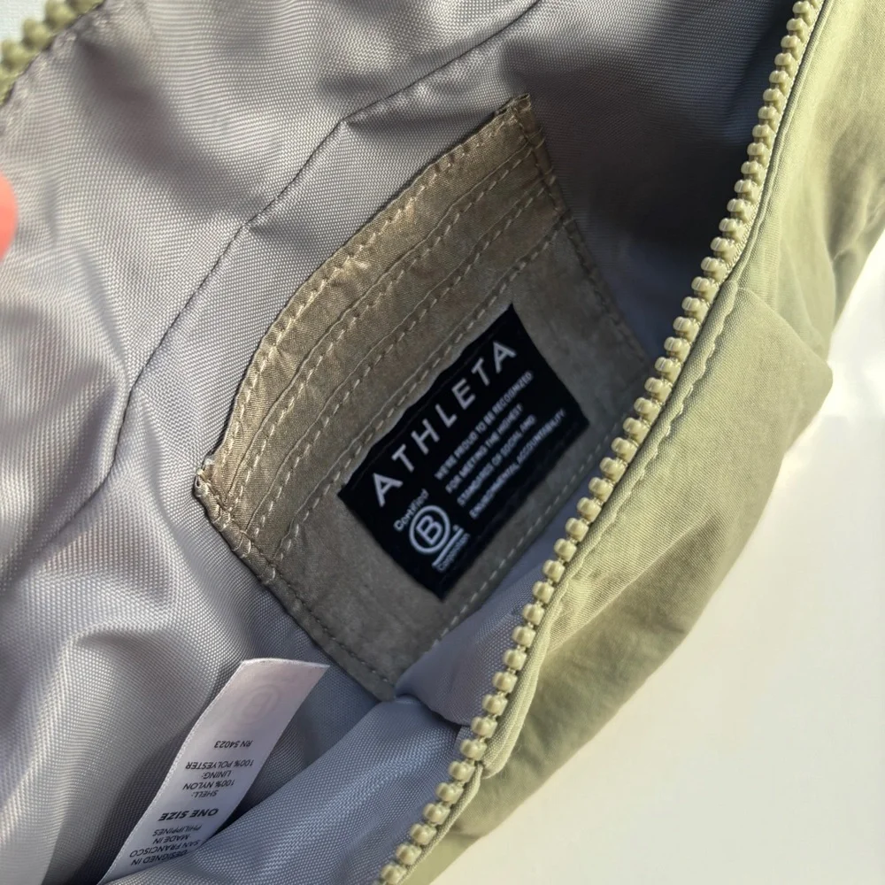 Athleta olive green